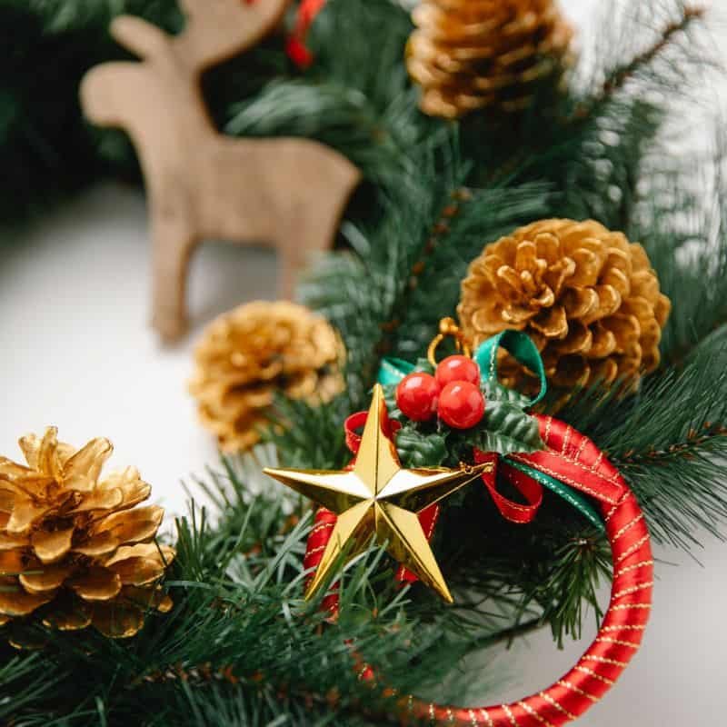 Christmas Wreaths & Garlands | Christmas | The Elms