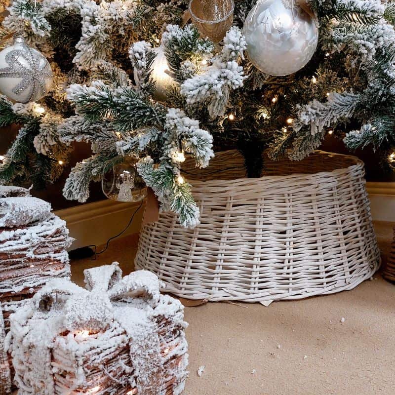 Large White Willow Tree Skirt | Christmas | Christmas Decorative Accessories | The Elms