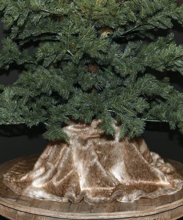 Luxury Faux Fur Tree Skirt | Christmas | Christmas Decorative Accessories | The Elms