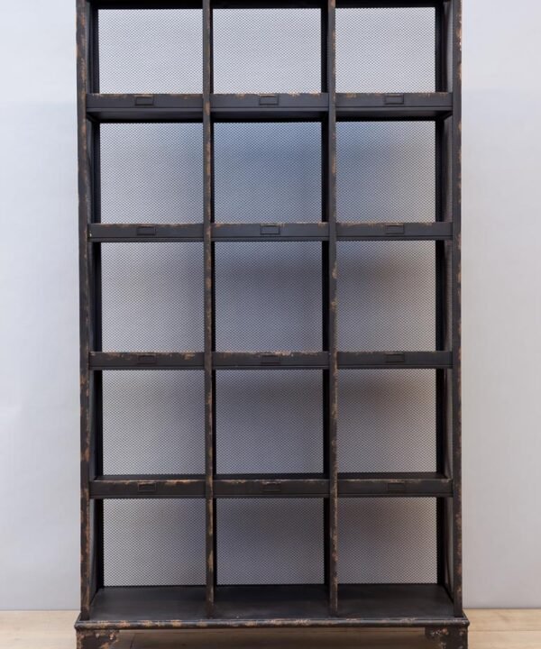 Tri Postal Shelf